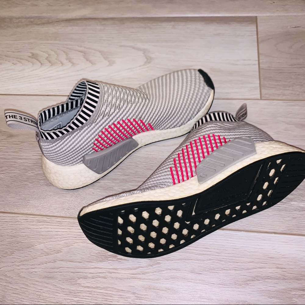 🔶SOLD🔶 NMD City Sock - Picture 6 of 8